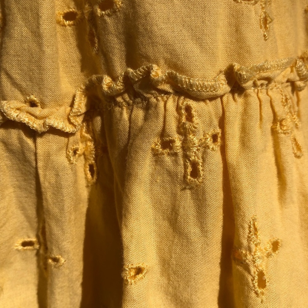 American Eagle outfitters yellow eyelet tiered mini skirt Size Medium - Picture 7 of 8
